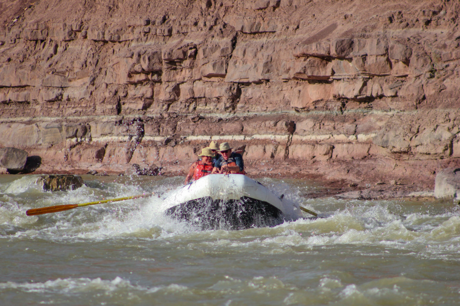 Splashy White Water in Desolation Gray Canyon – Mild to Wild Rafting & Jeep Tours