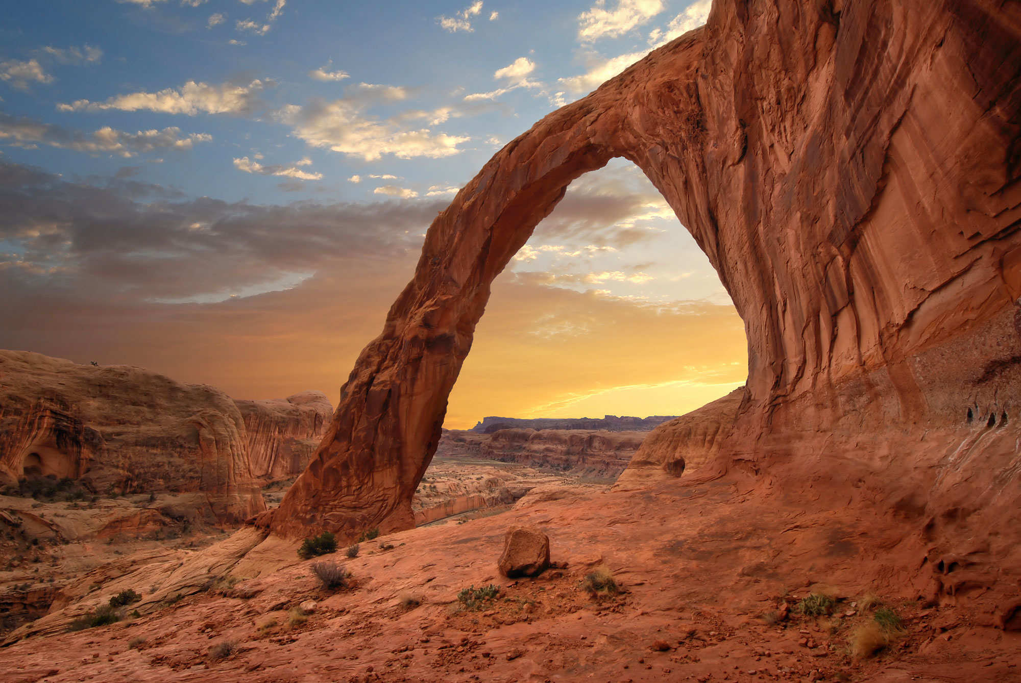 Corona Arch - Moab, UT - Mild to Wild Rafting & Jeep Tours