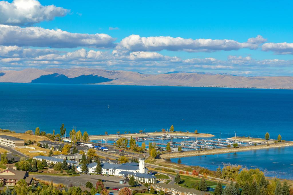 Lakes in Utah small towns to visit