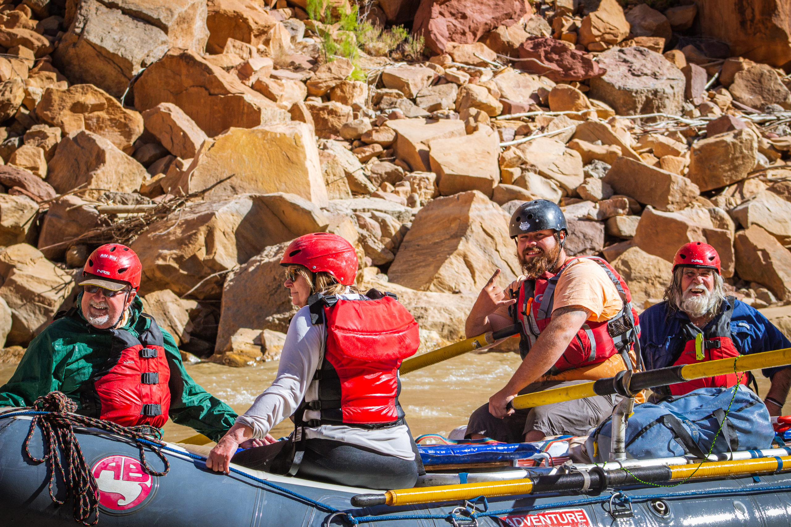 Cataract Canyon Rafting - Utah - Mild to Wild Rafting