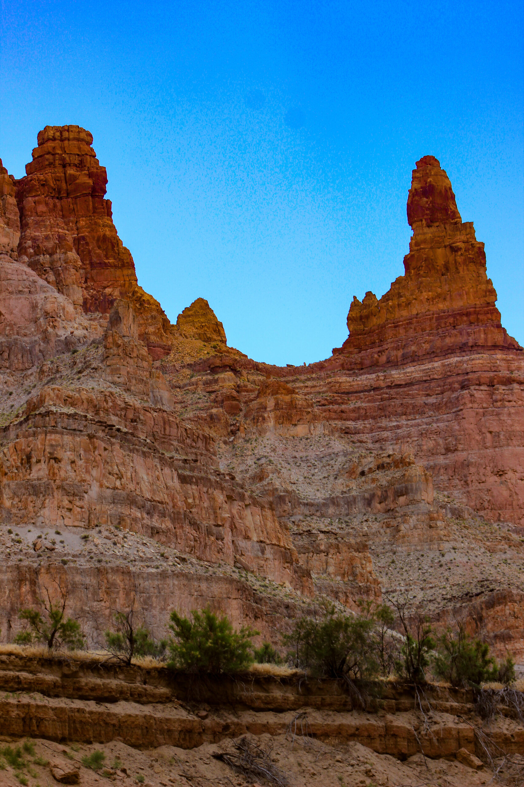 Hoodoos in Cataract Canyon